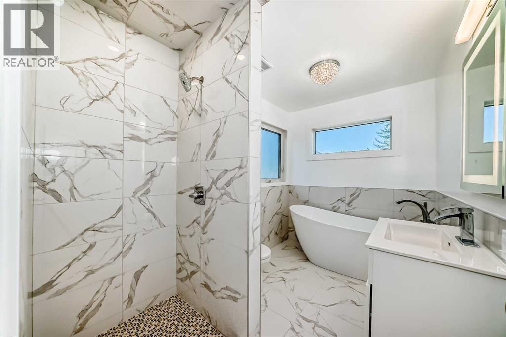Single Family House for Sale in    Avenue SW Sunalta Calgary 
