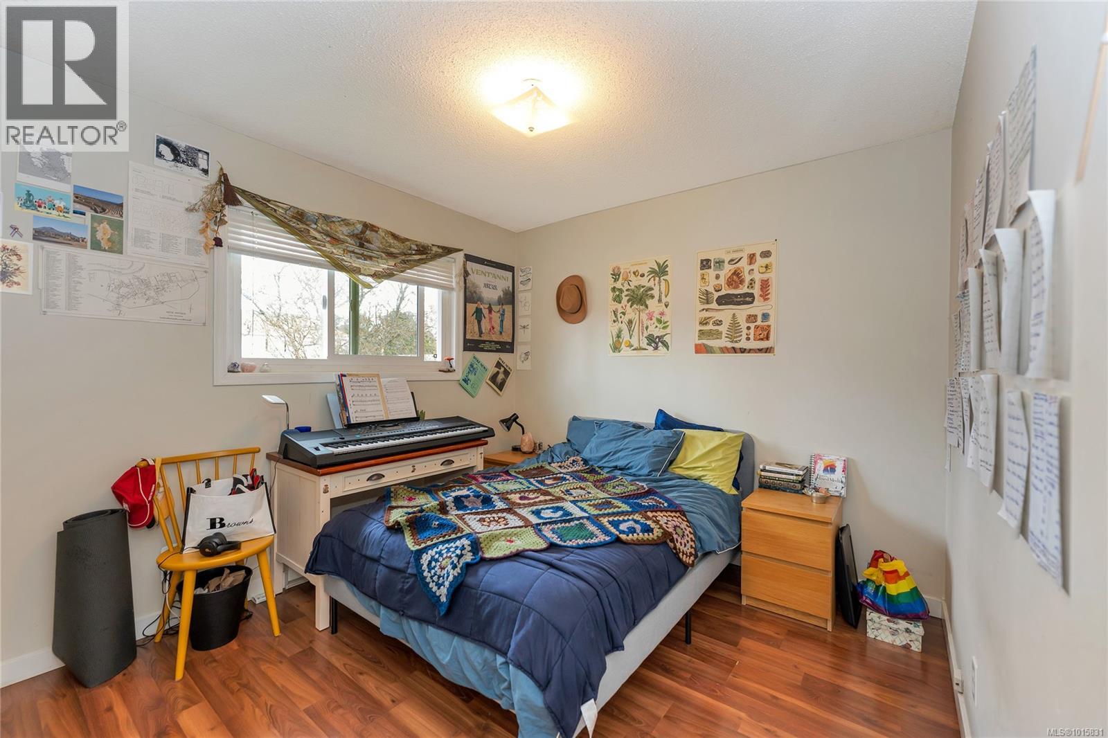  1560 Prairie Street, Saanich