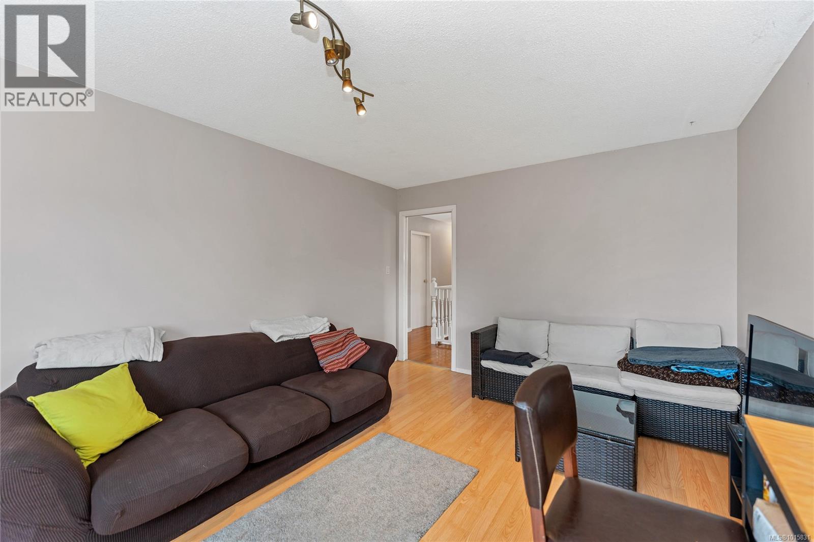  1560 Prairie Street, Saanich