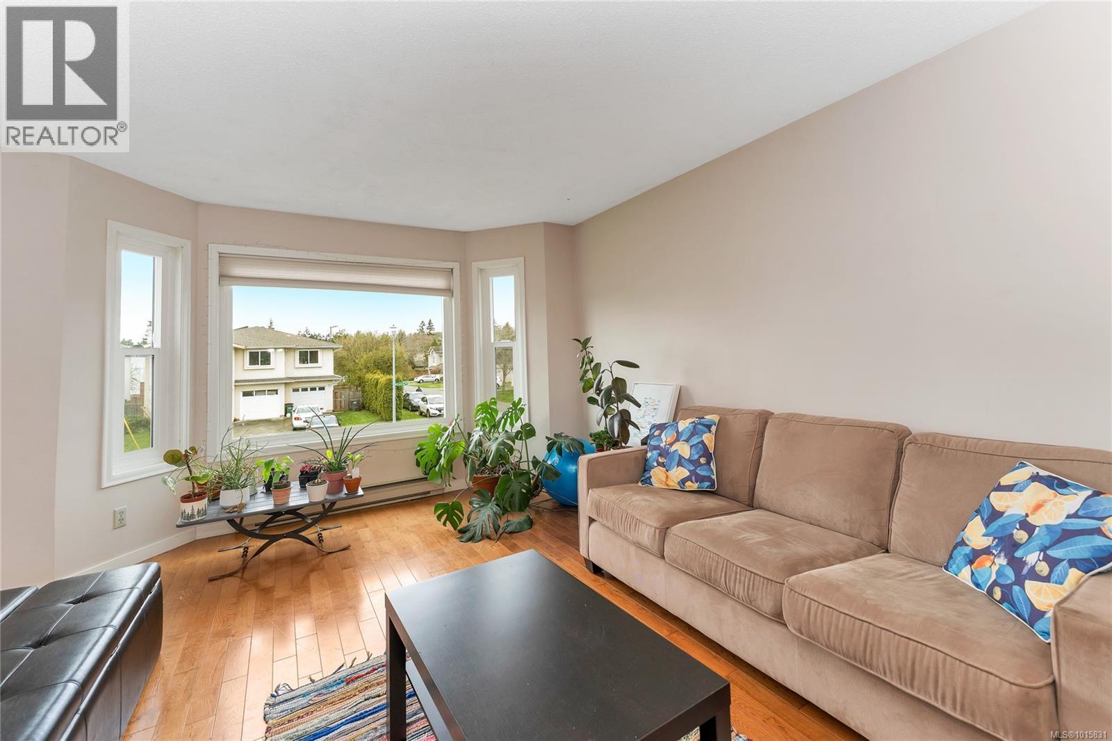  1560 Prairie Street, Saanich