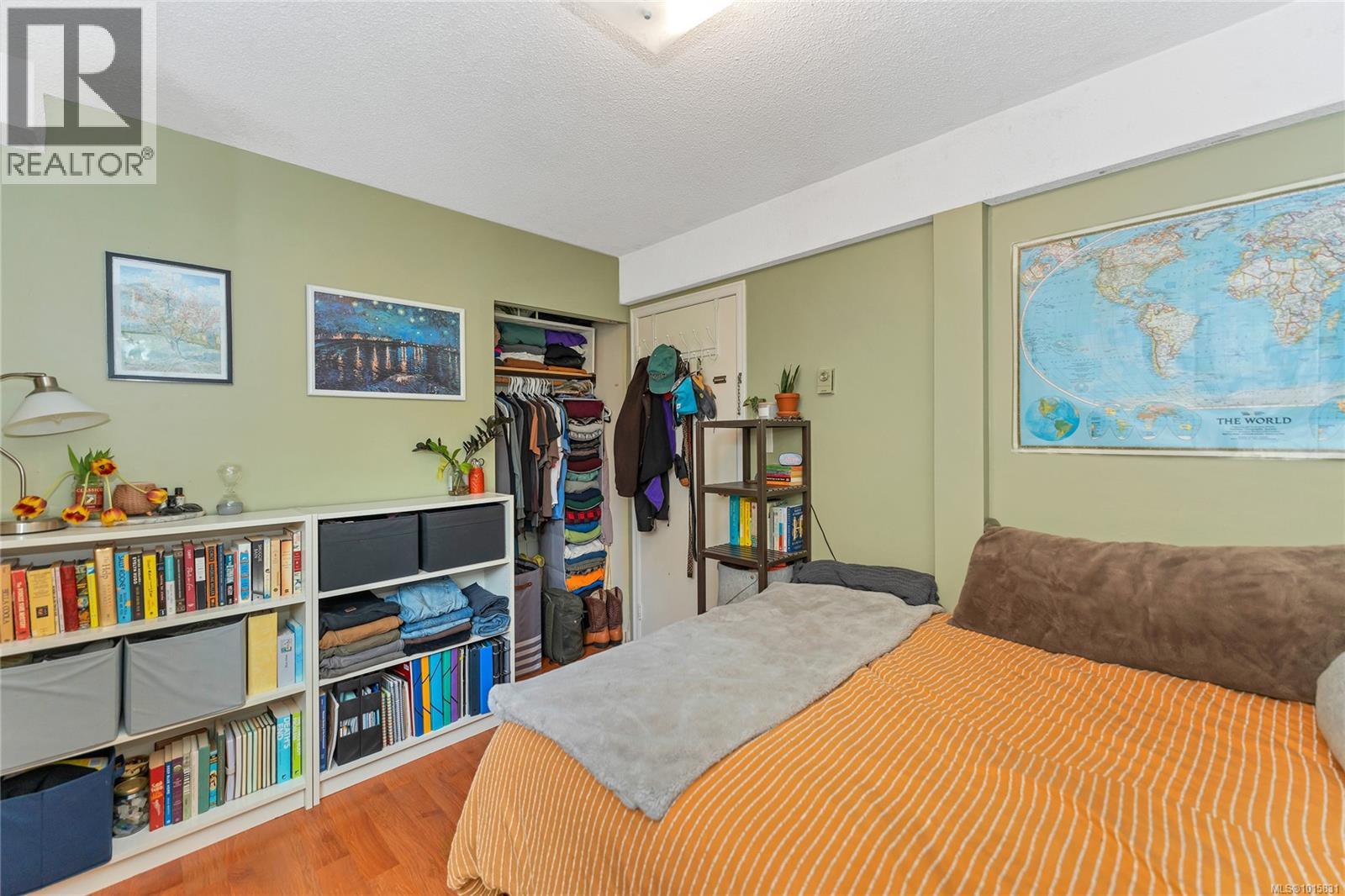 1560 Prairie Street, Saanich