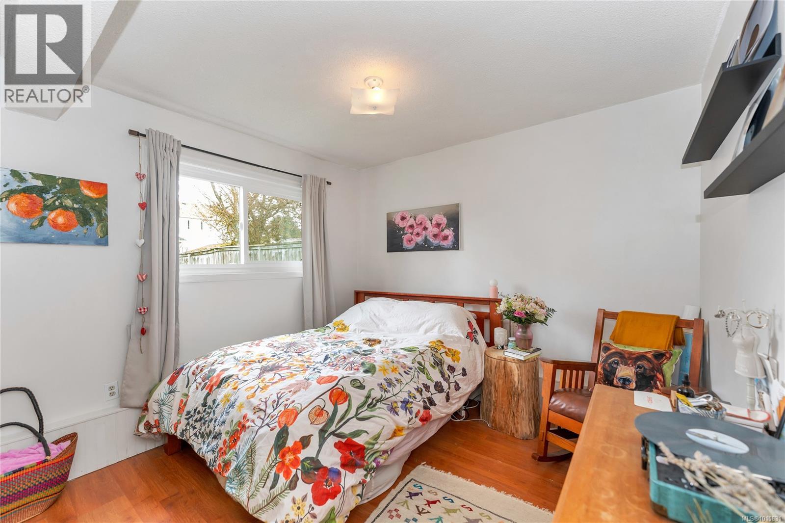  1560 Prairie Street, Saanich