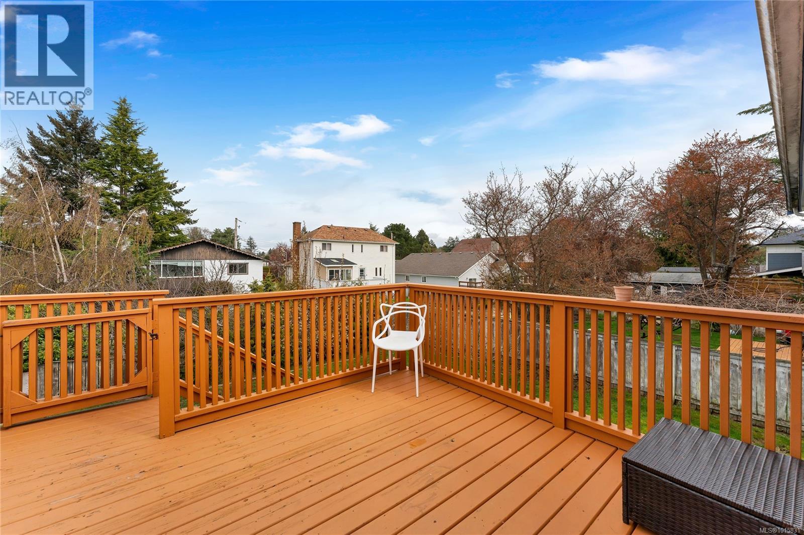  1560 Prairie Street, Saanich