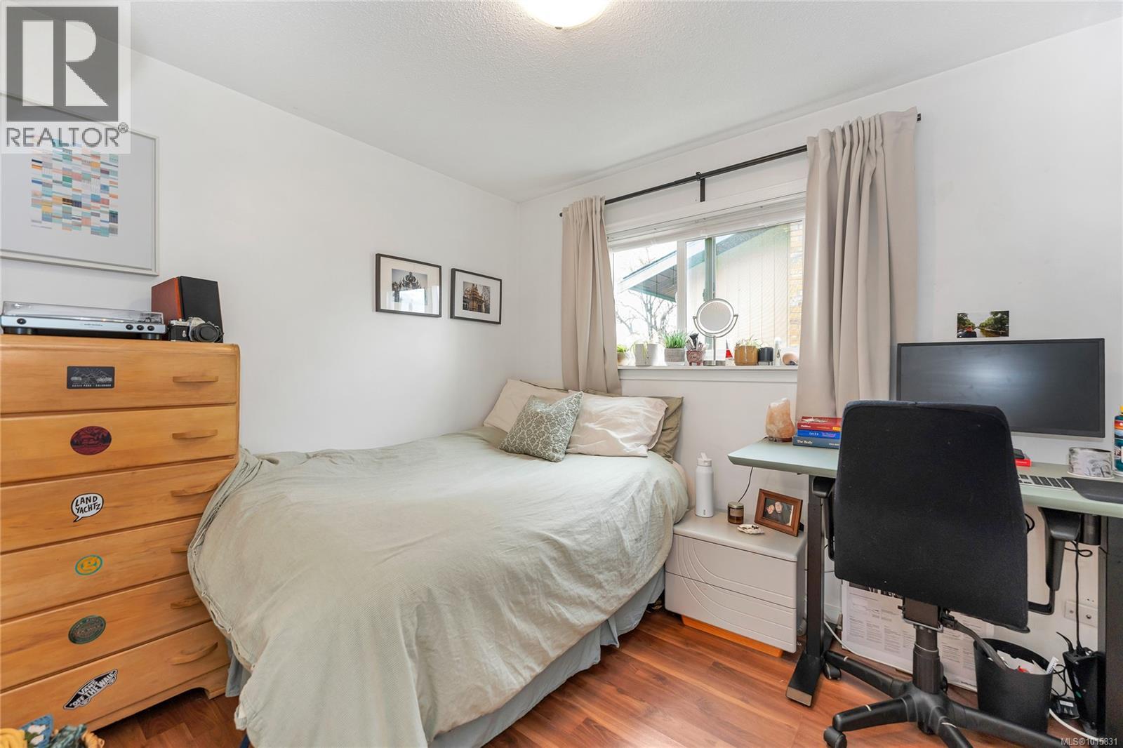  1560 Prairie Street, Saanich