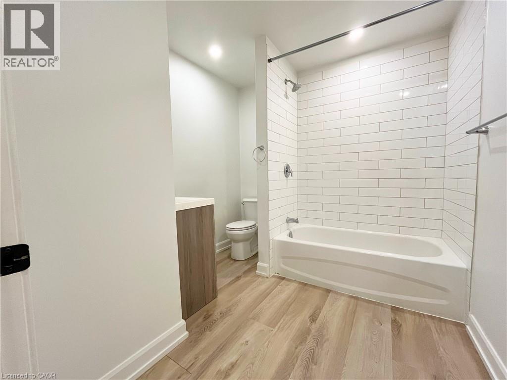 24-26 CAYUGA Street Unit# 26a