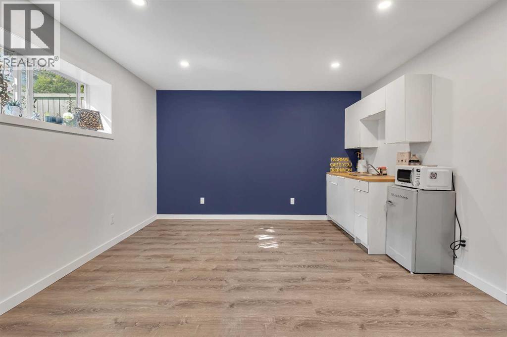 Single Family House Bi-level for Sale in  Hidden Valley Drive NW Hidden Valley Calgary 