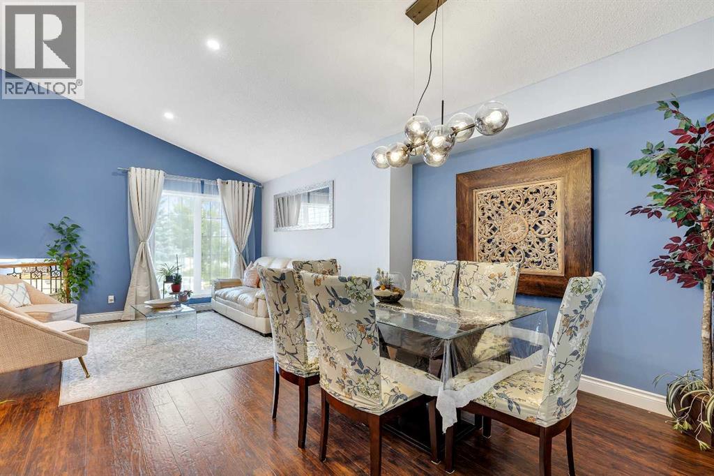 Single Family House Bi-level for Sale in  Hidden Valley Drive NW Hidden Valley Calgary 