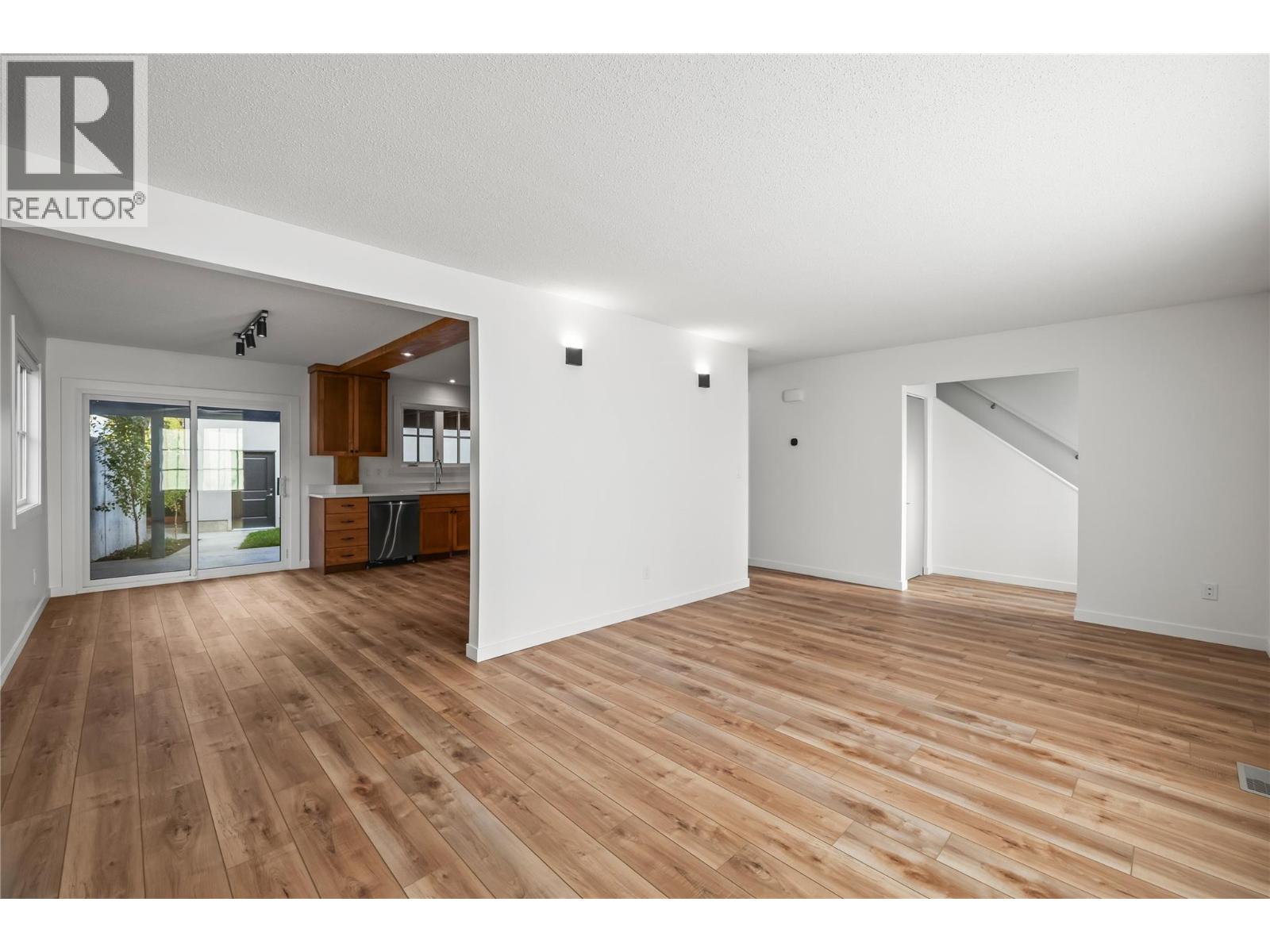 3 2957 Conlin Court, Kelowna