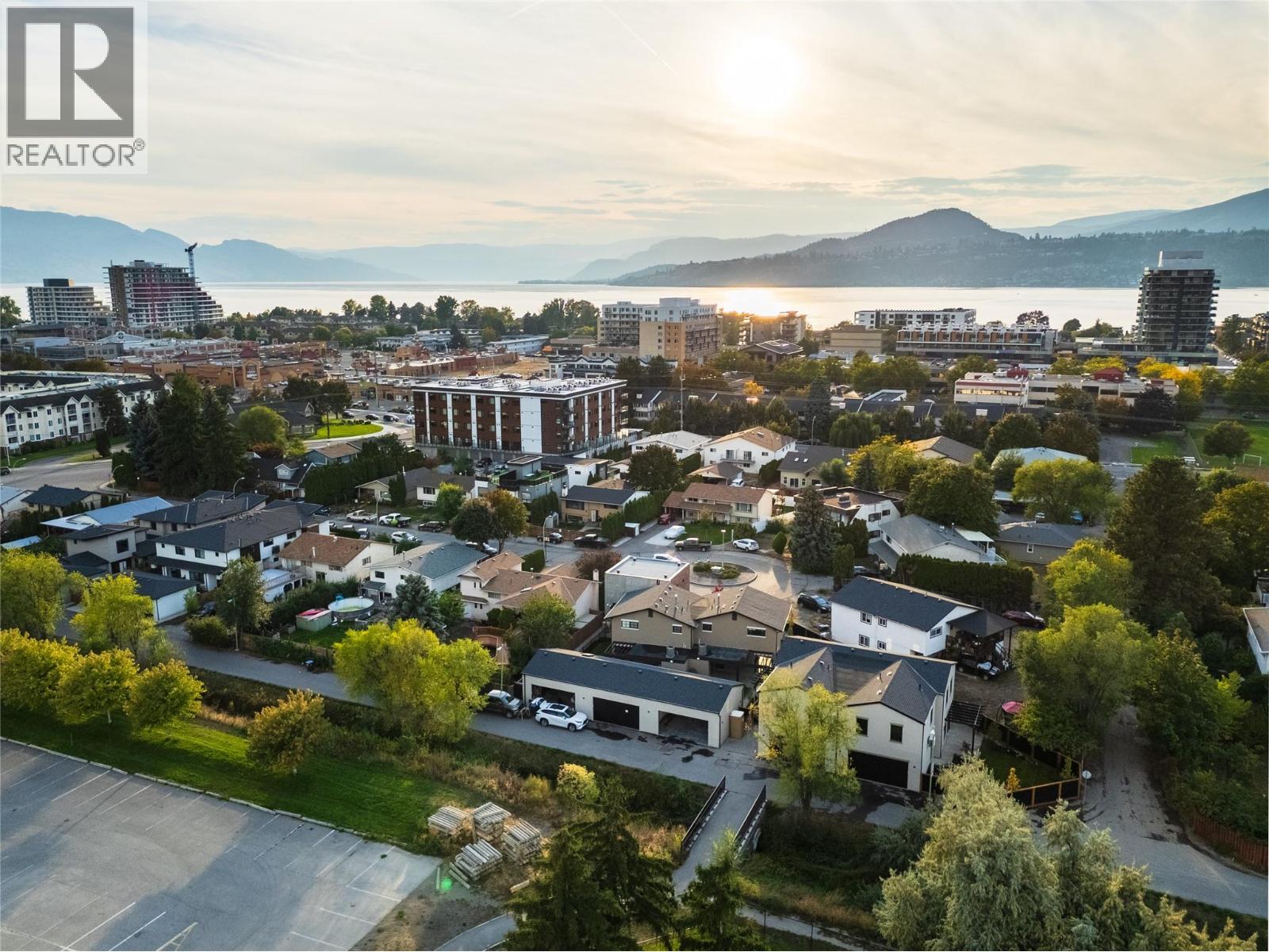 3 2957 Conlin Court, Kelowna