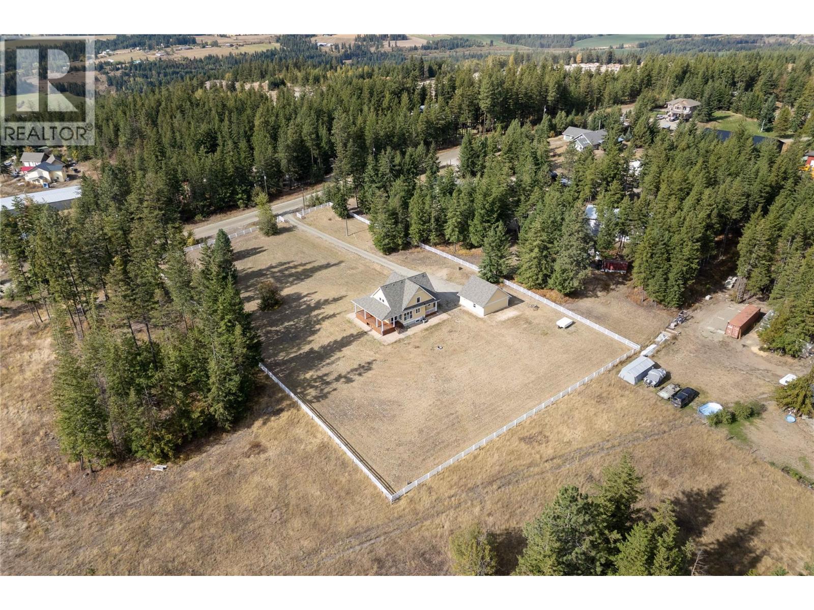  3446 Roberge Road, Tappen