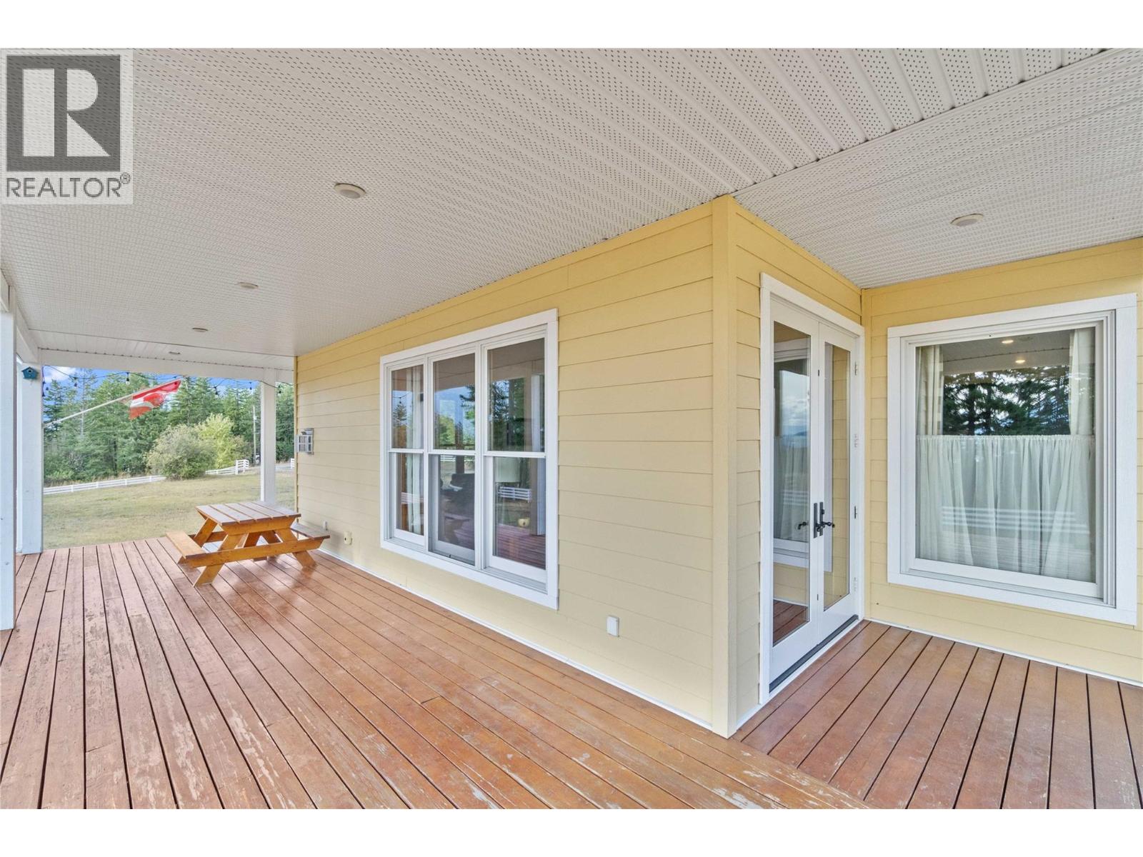  3446 Roberge Road, Tappen