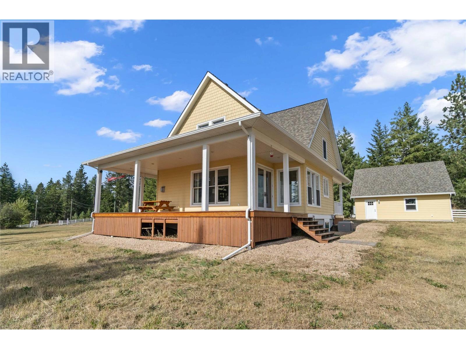  3446 Roberge Road, Tappen