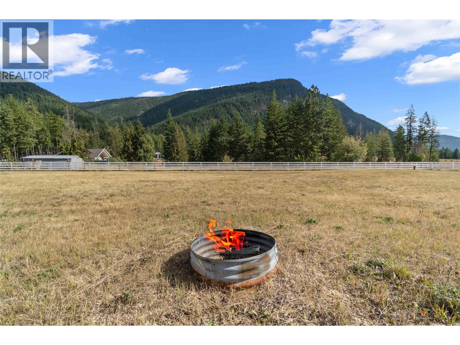  3446 Roberge Road, Tappen