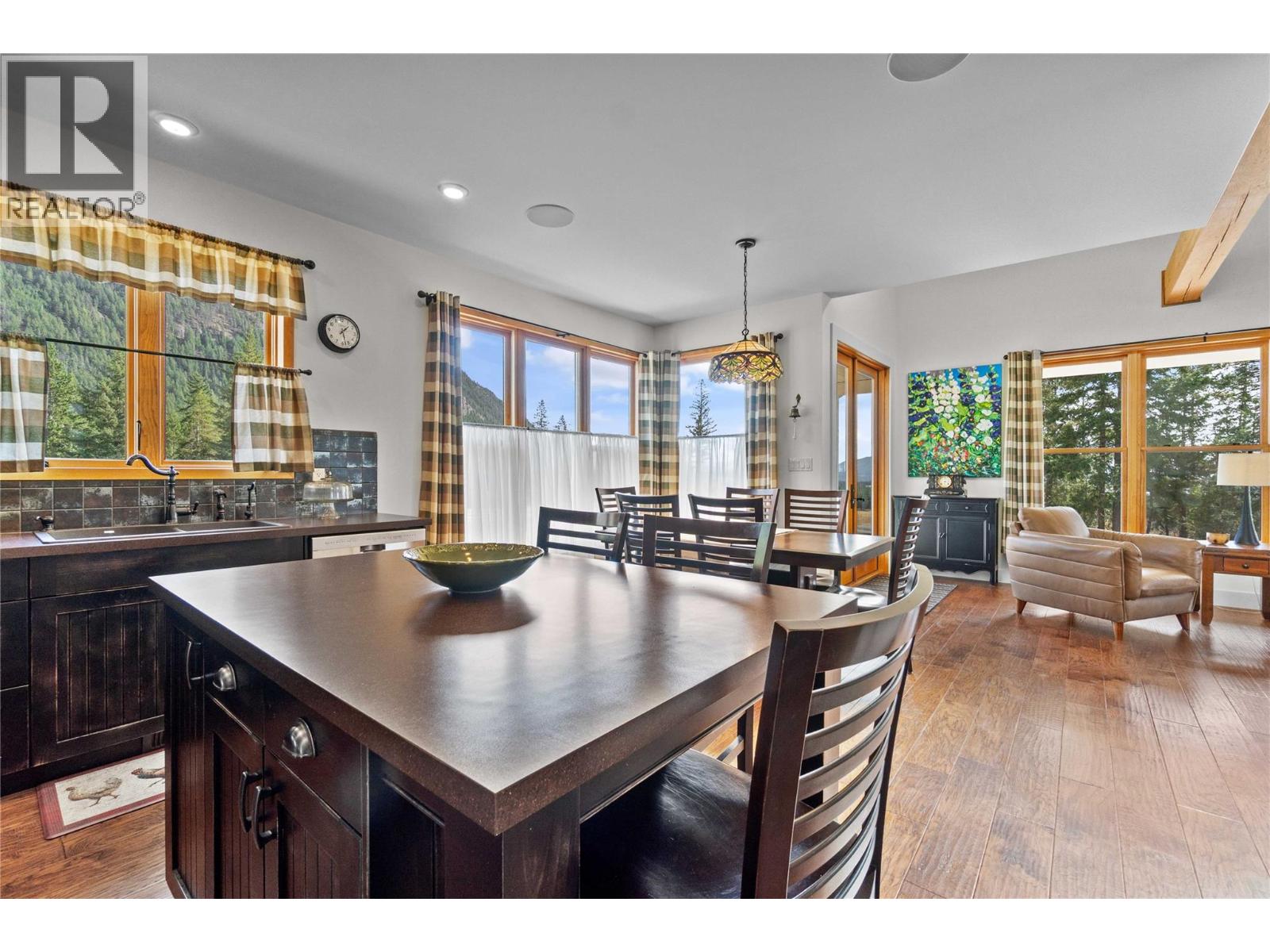  3446 Roberge Road, Tappen