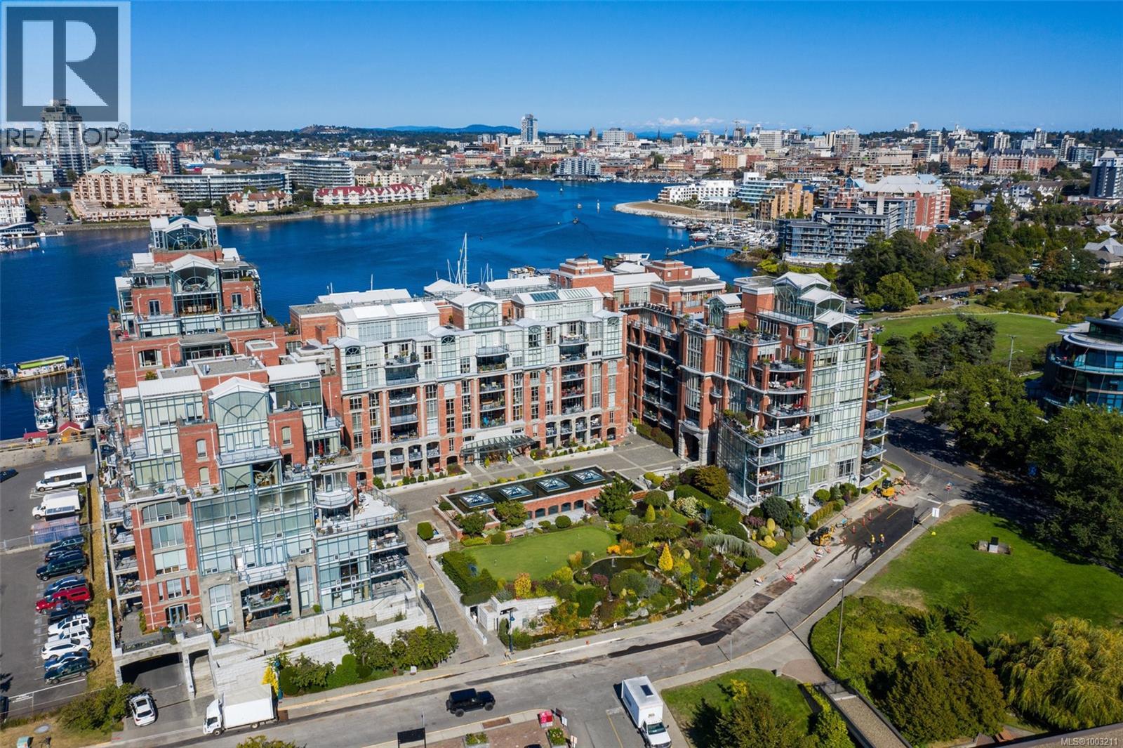 410 21 Dallas Road, Victoria
