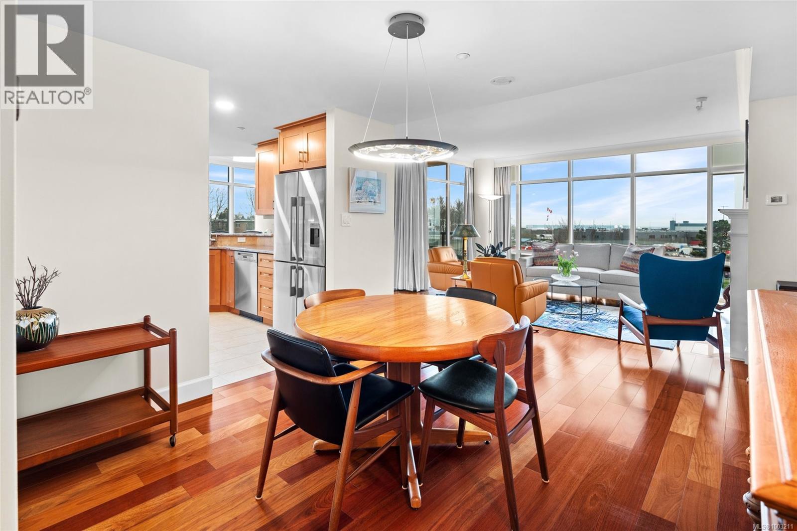 410 21 Dallas Road, Victoria