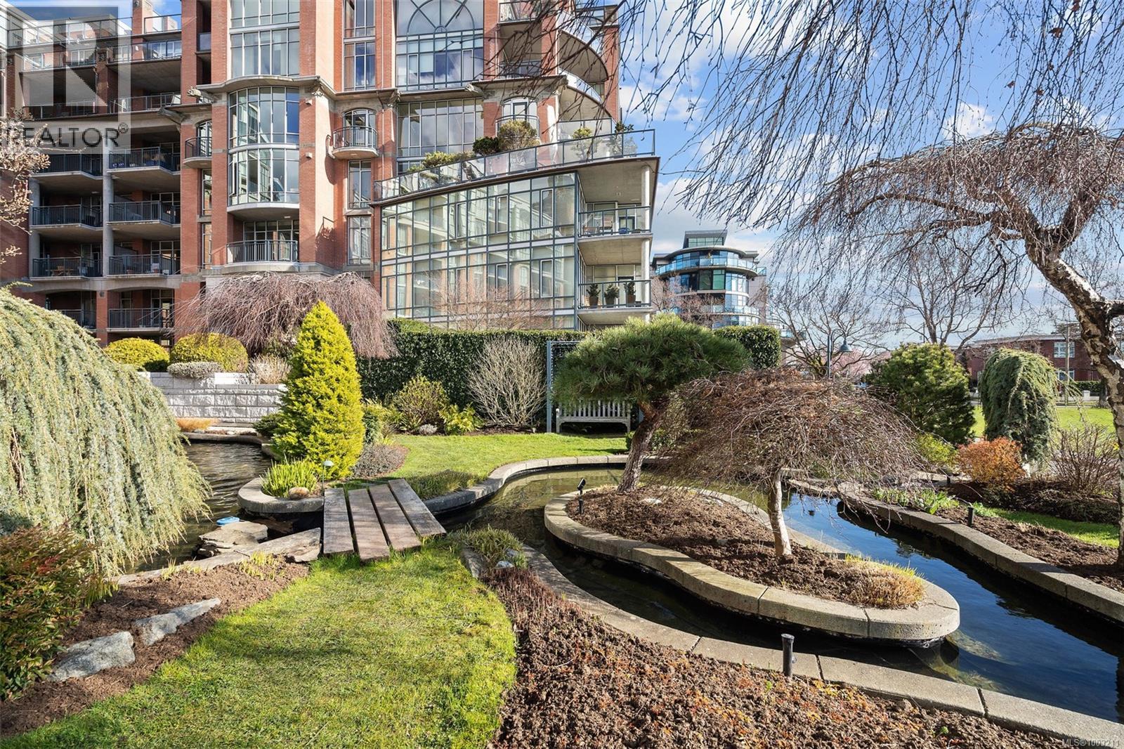 410 21 Dallas Road, Victoria