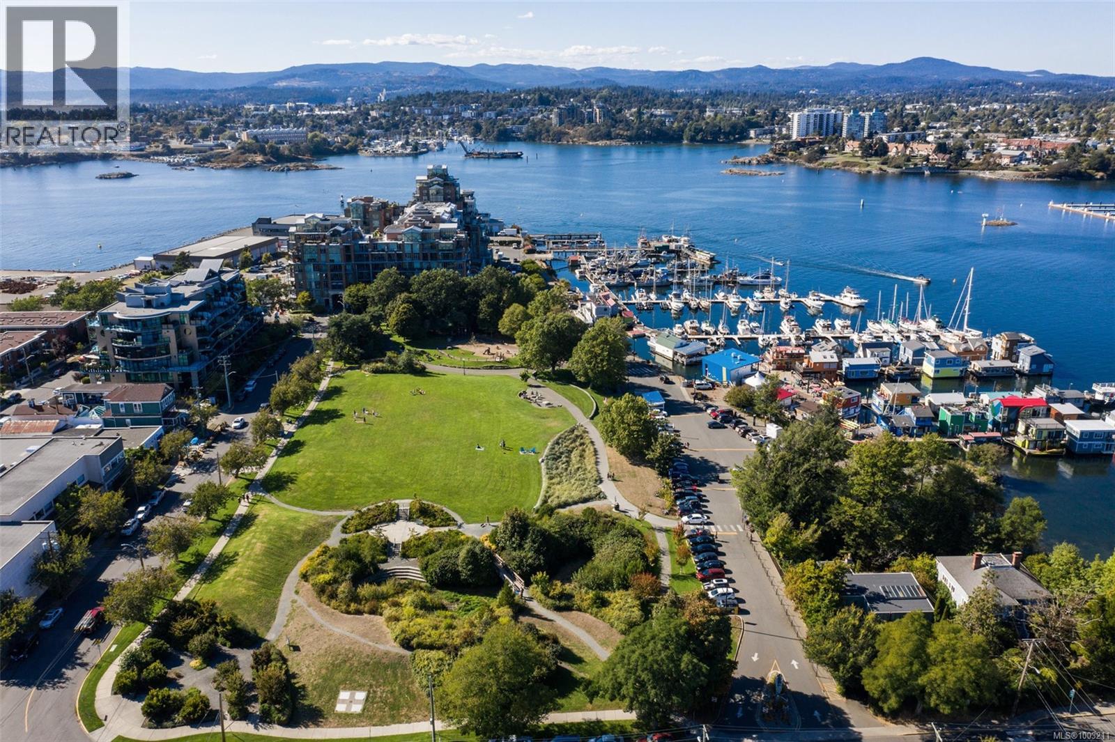 410 21 Dallas Road, Victoria