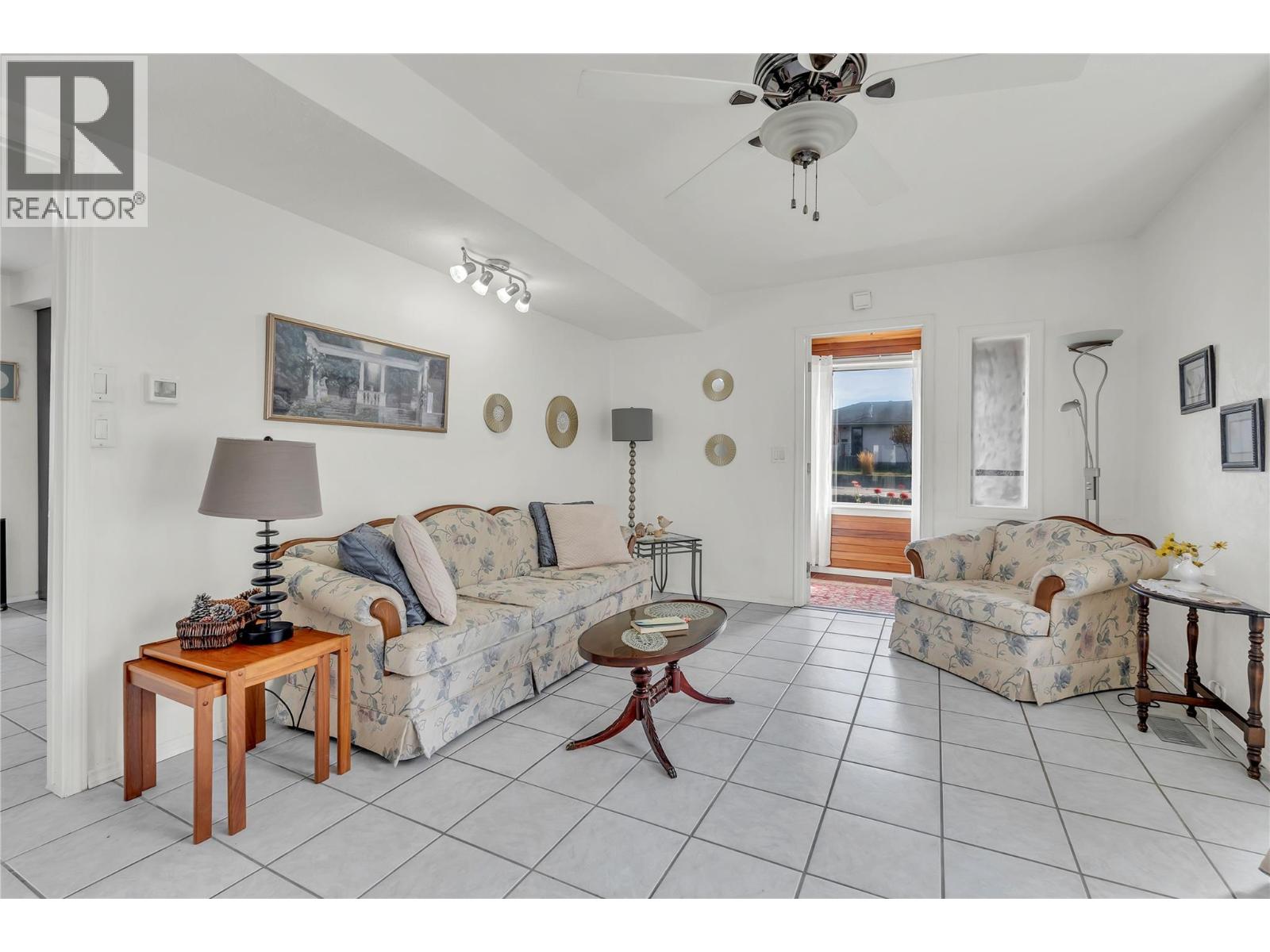  573 JERMYN Avenue, Penticton