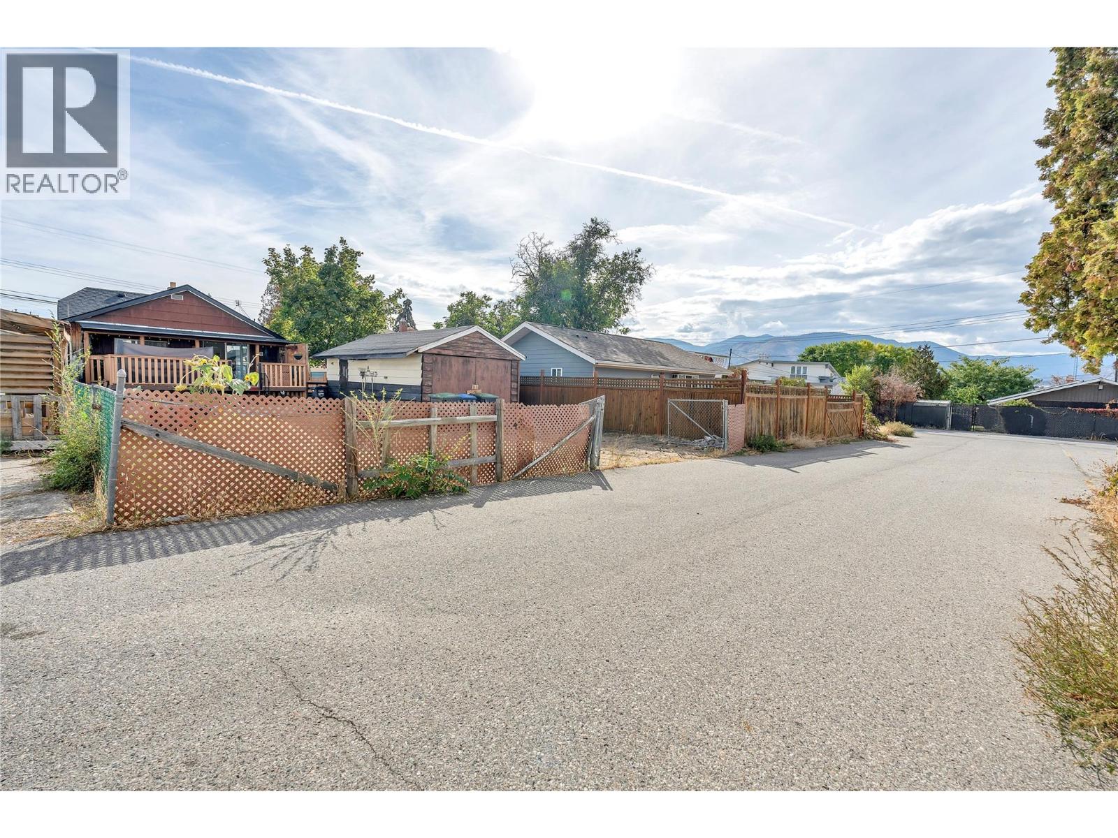  573 JERMYN Avenue, Penticton