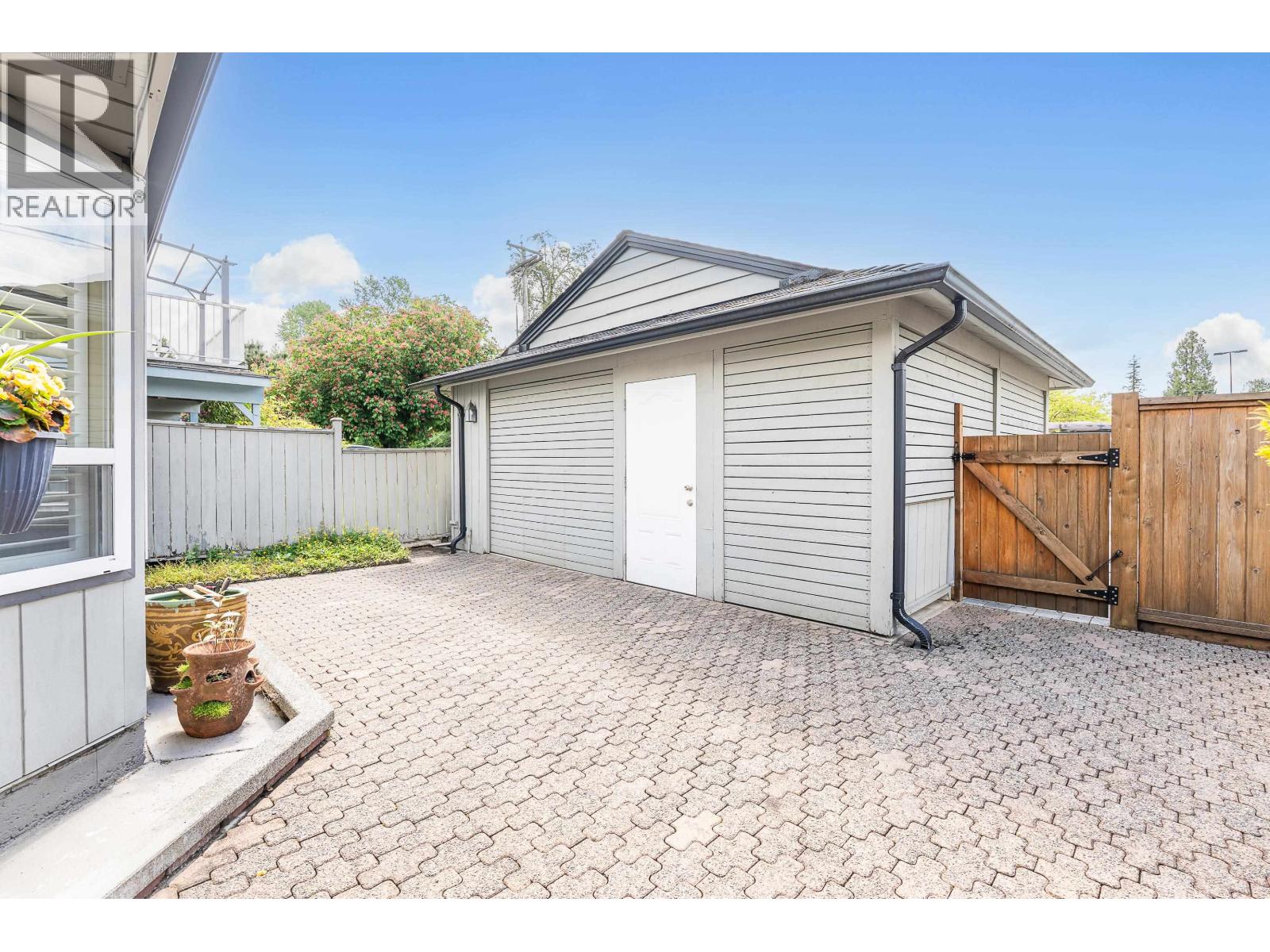 3782 MT SEYMOUR PARKWAY, North Vancouver