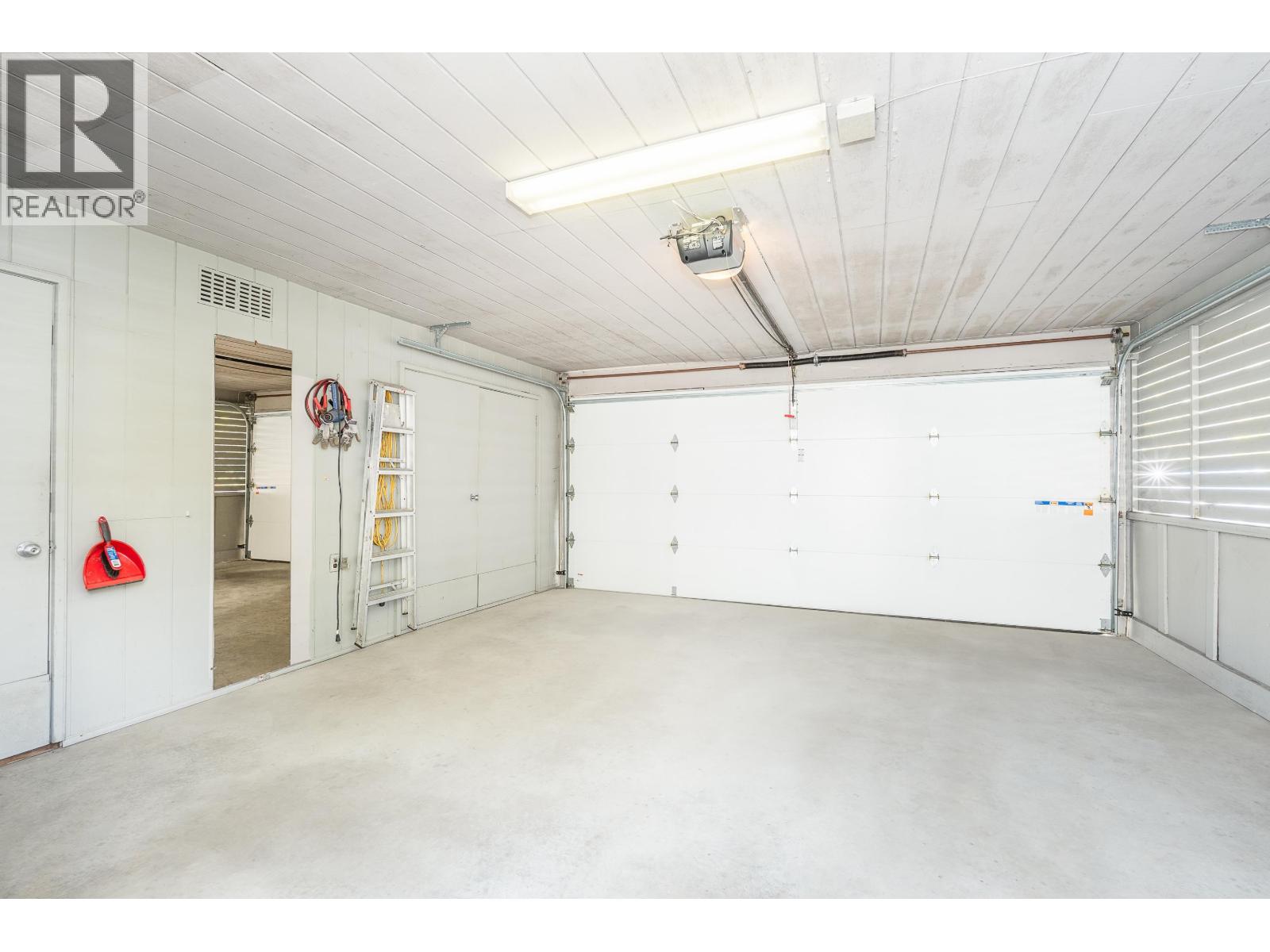 3782 MT SEYMOUR PARKWAY, North Vancouver