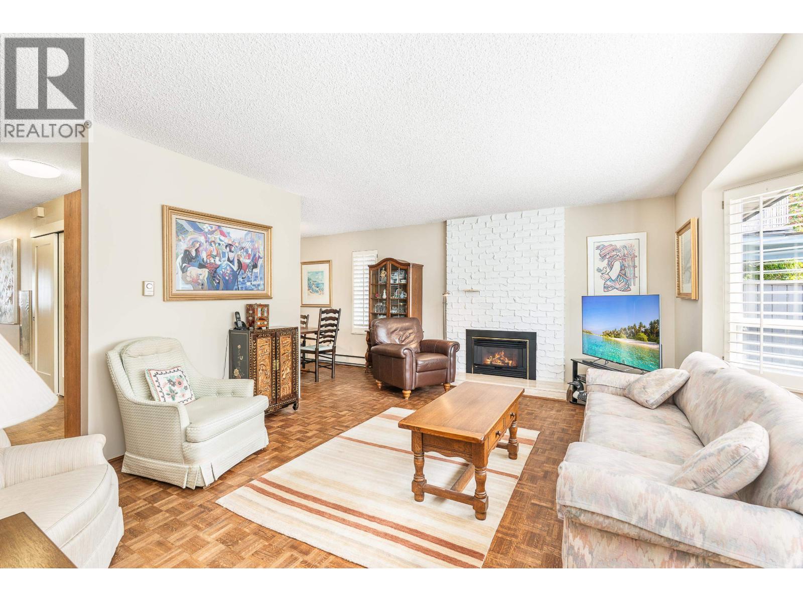 3782 MT SEYMOUR PARKWAY, North Vancouver