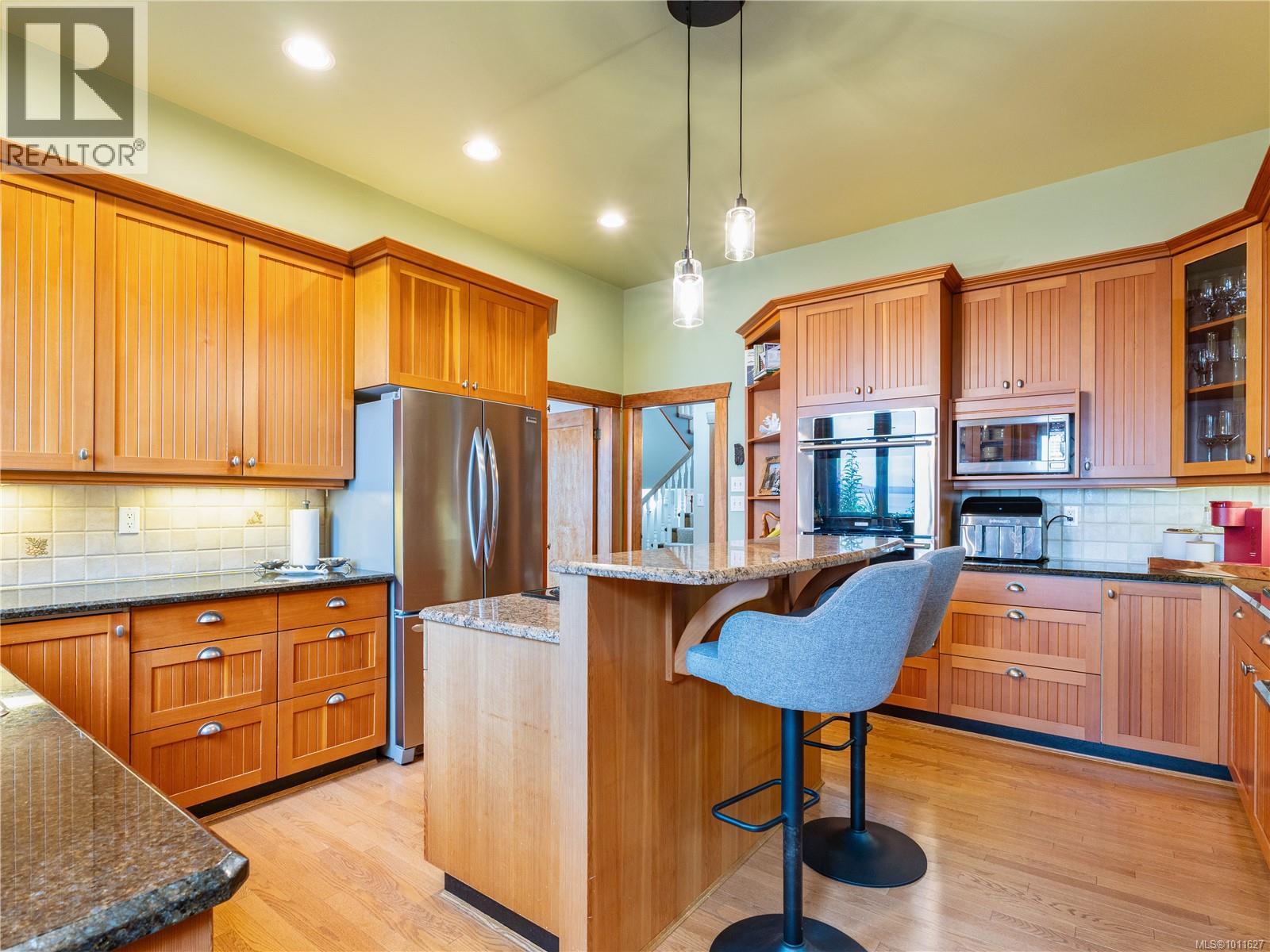 11231 Chemainus Rd - 22