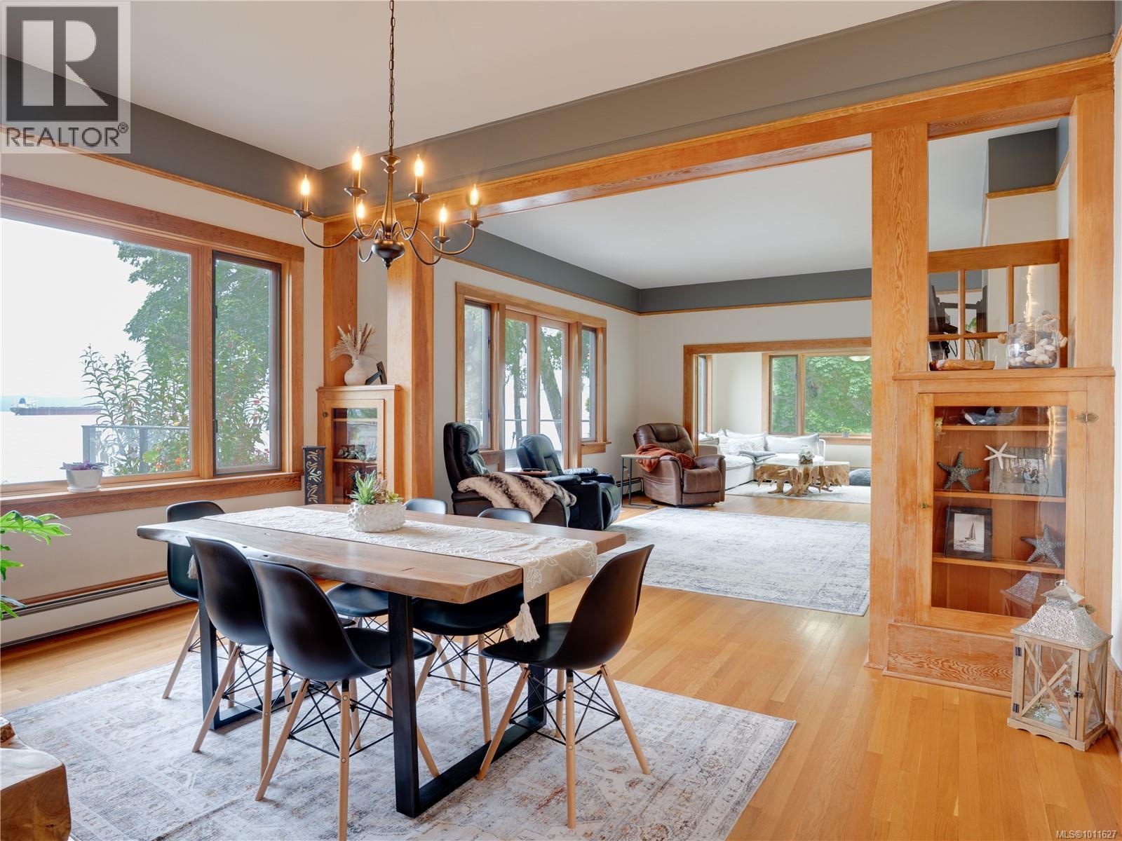 11231 Chemainus Rd - 55