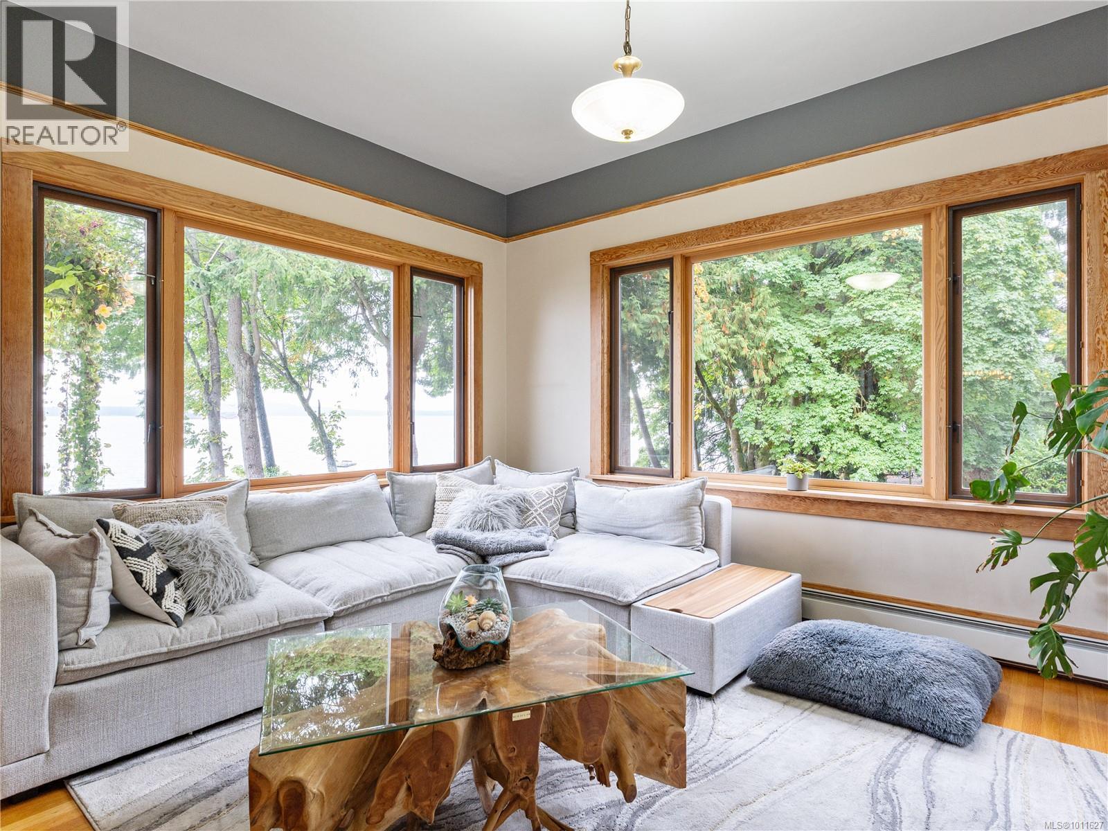 11231 Chemainus Rd - 10