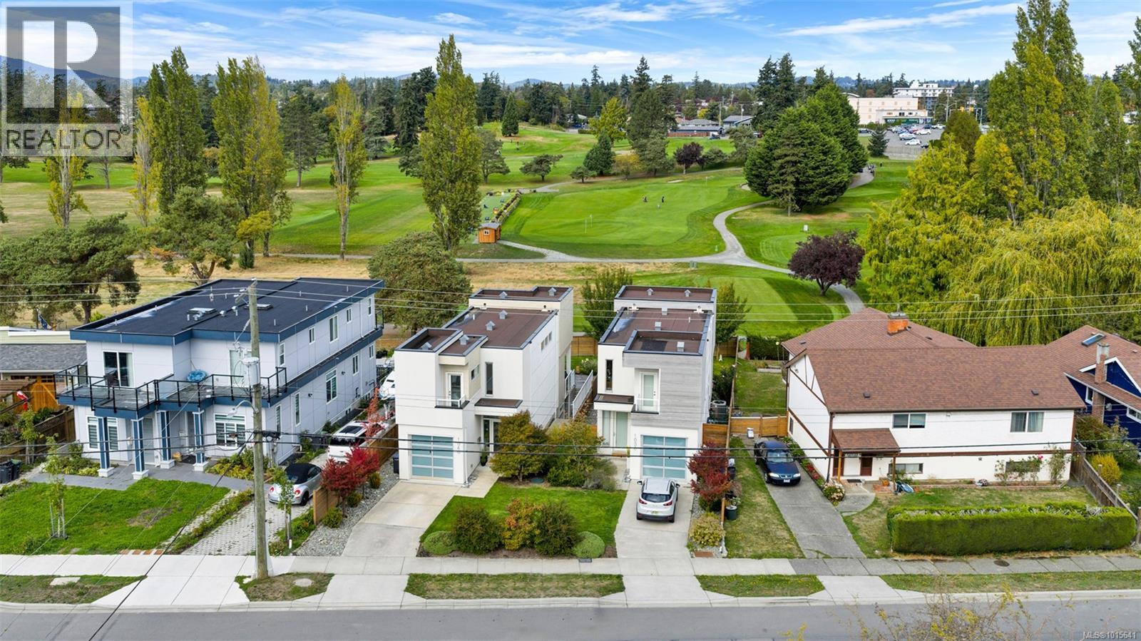 1040 Colville Rd, Esquimalt