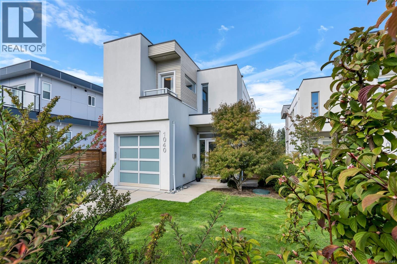 1040 Colville Rd, Esquimalt