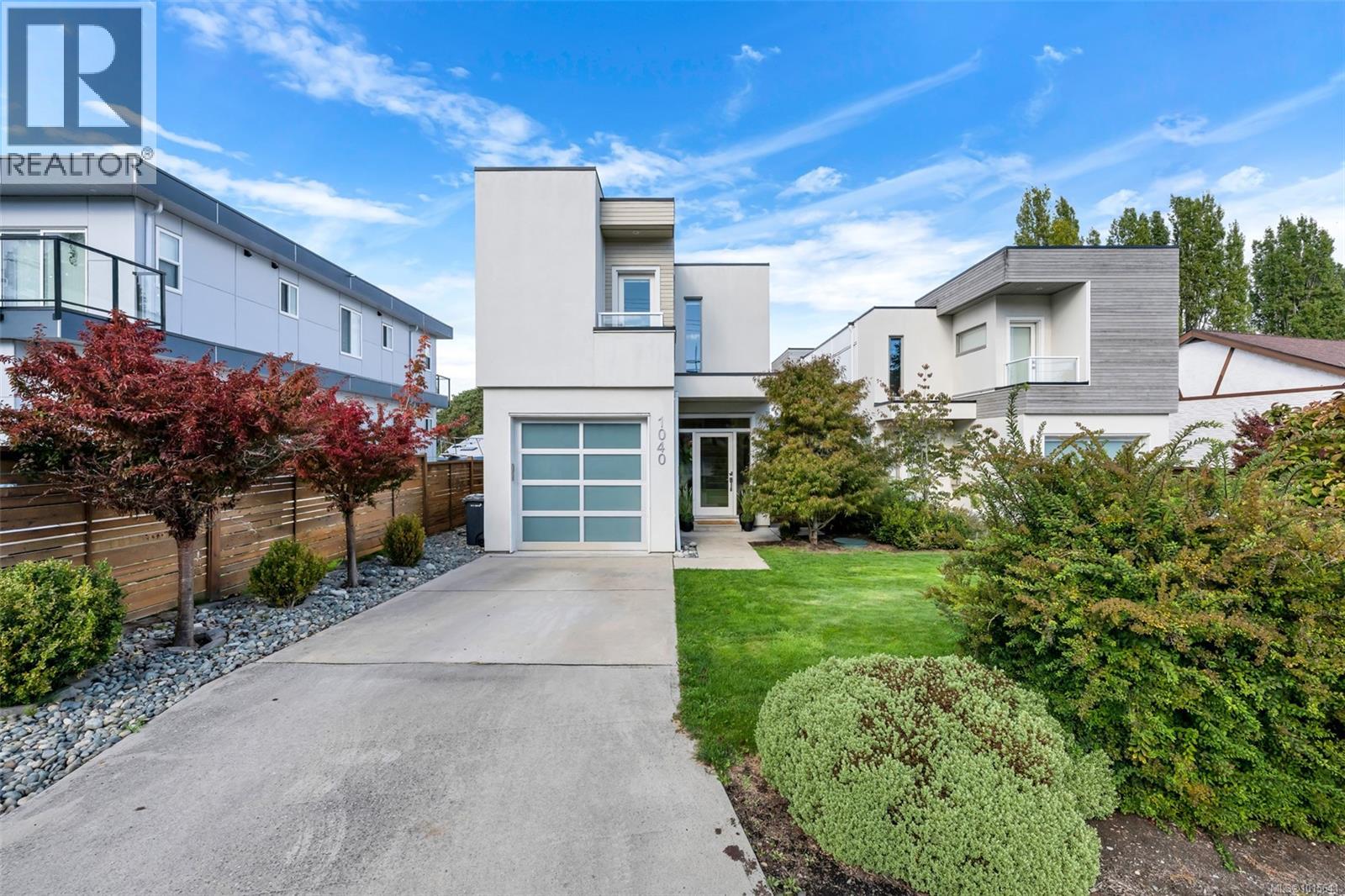 1040 Colville Rd, Esquimalt