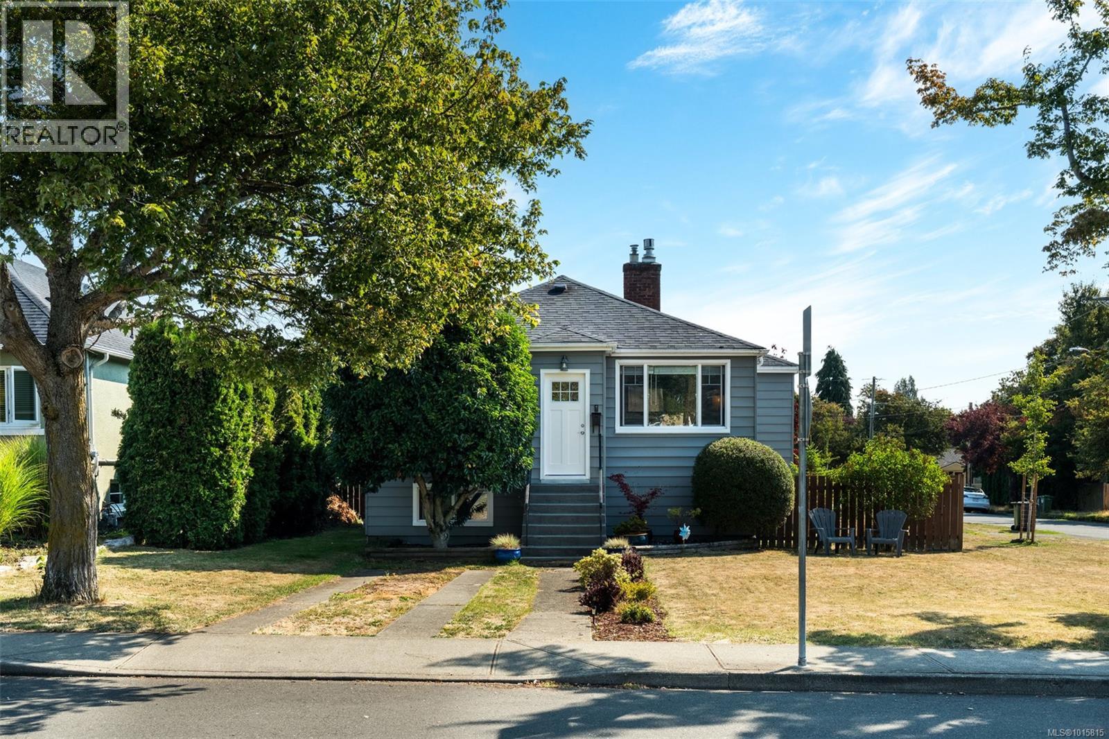  2701 Forbes Street, Victoria