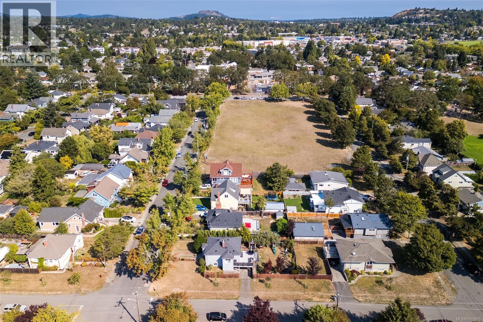  2701 Forbes Street, Victoria