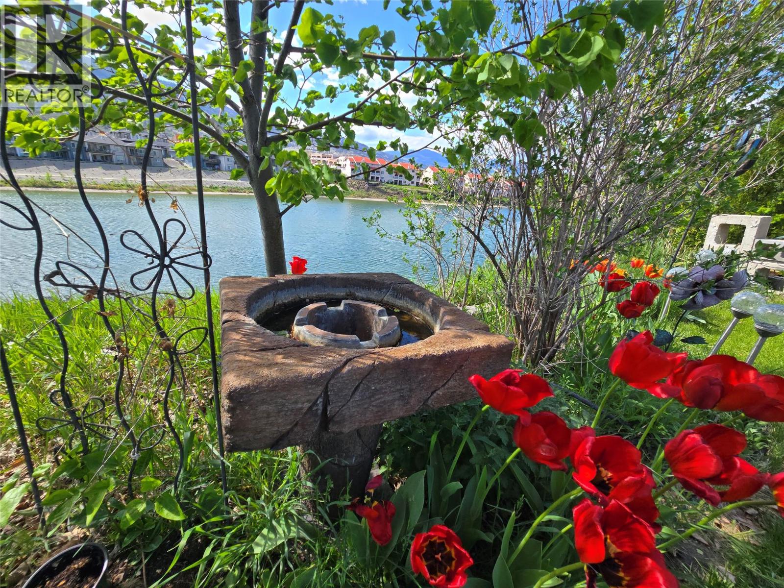 7816 89th Street, Osoyoos