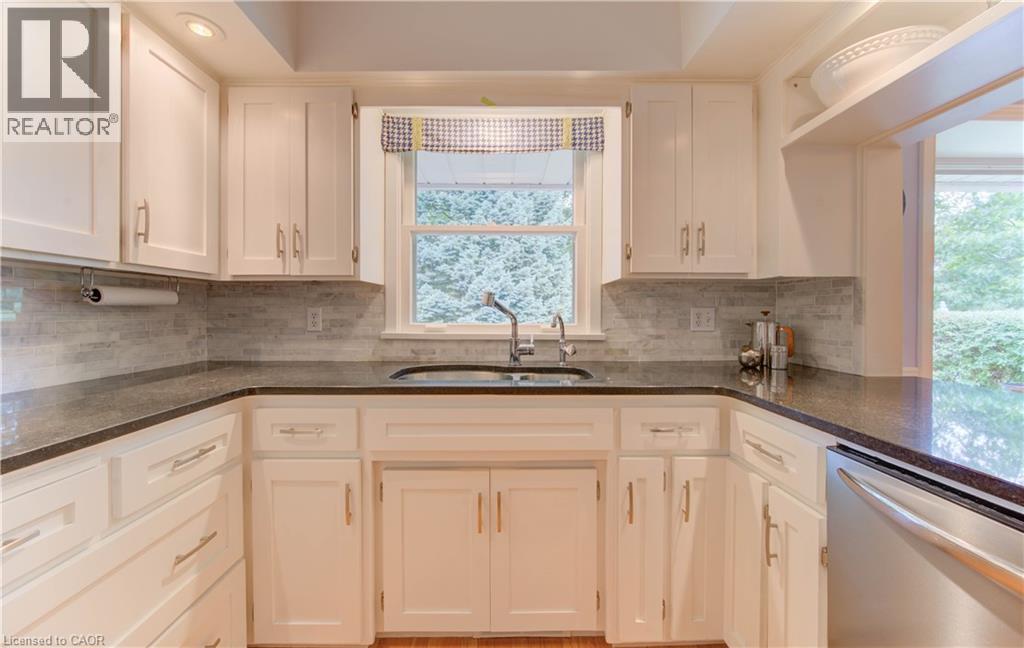 50 GATEWOOD Road