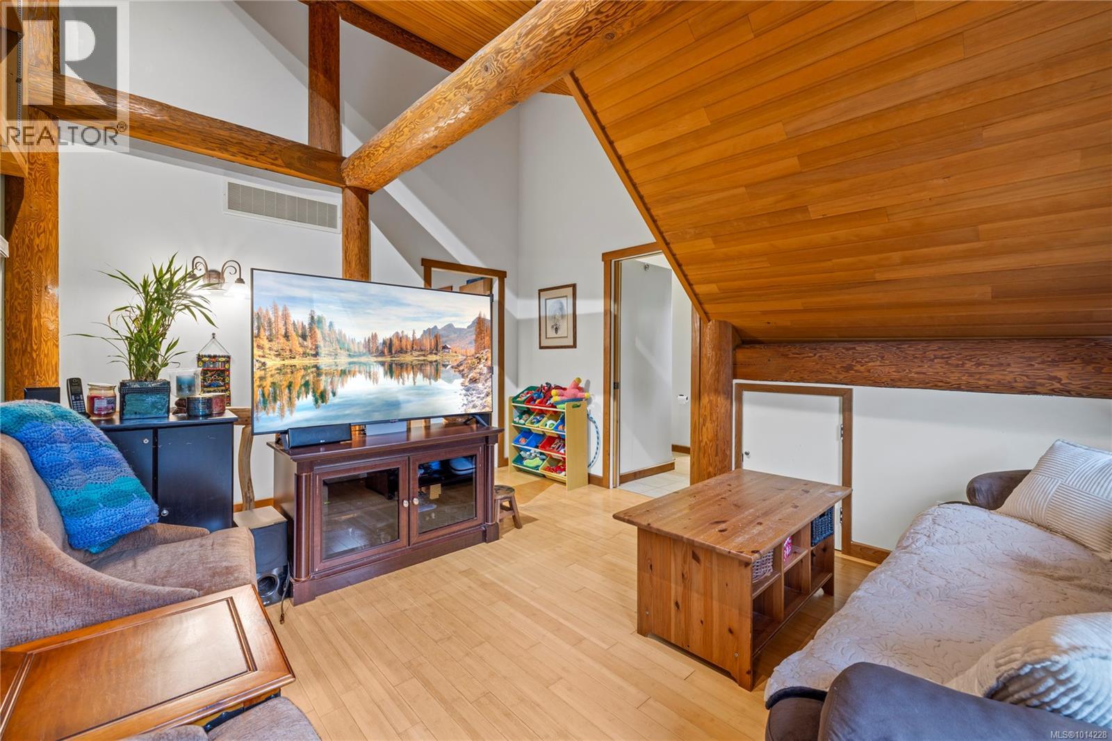 2948 Jameson Rd, Nanaimo