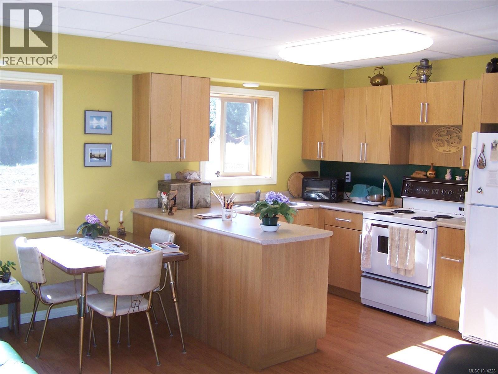 2948 Jameson Rd, Nanaimo