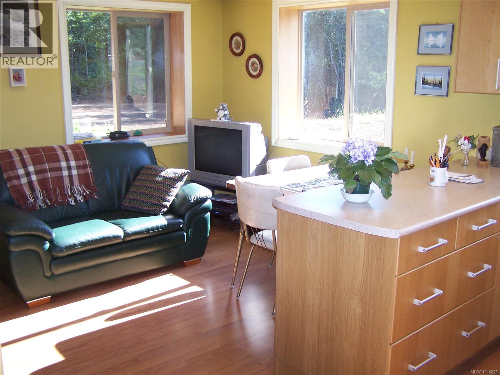 2948 Jameson Rd, Nanaimo