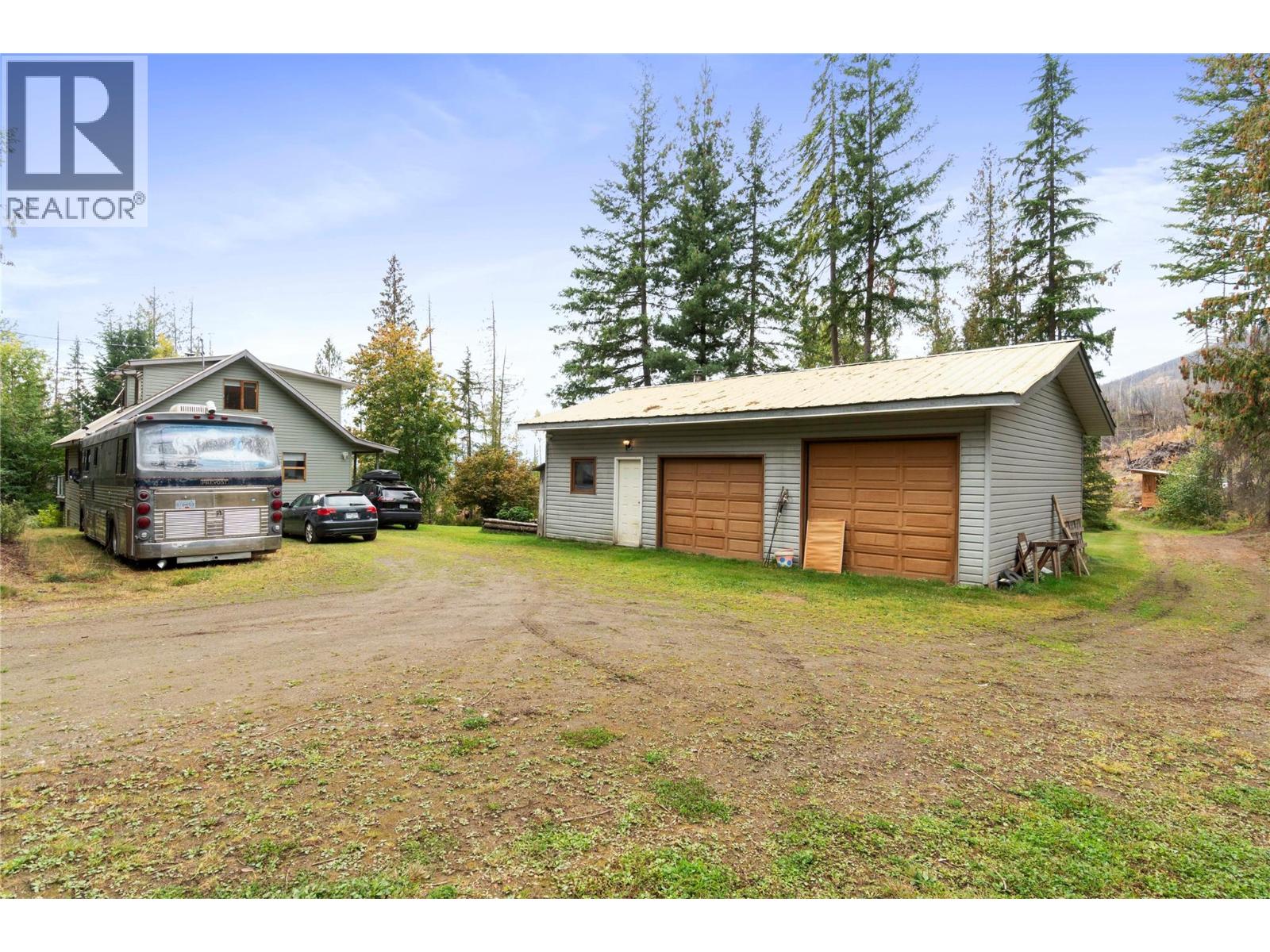 2849 Garland Road, Celista
