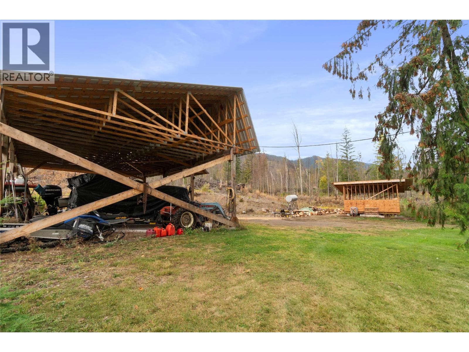 2849 Garland Road, Celista