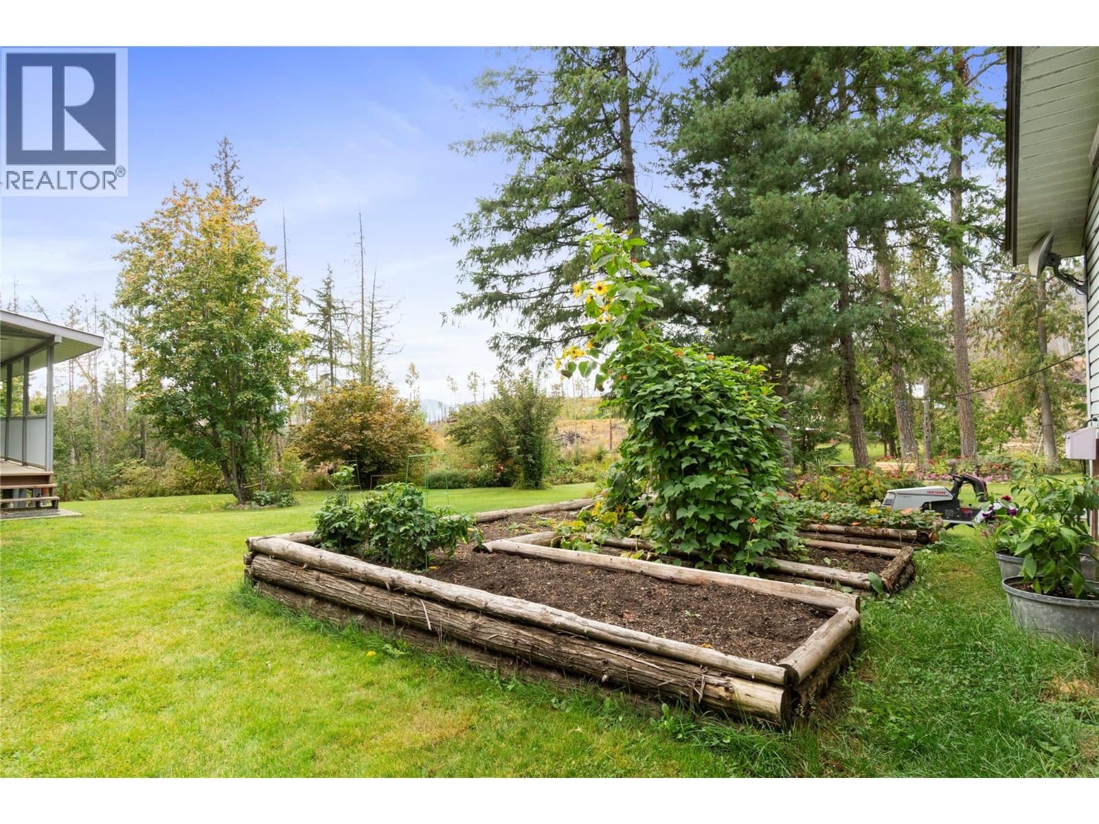 2849 Garland Road, Celista