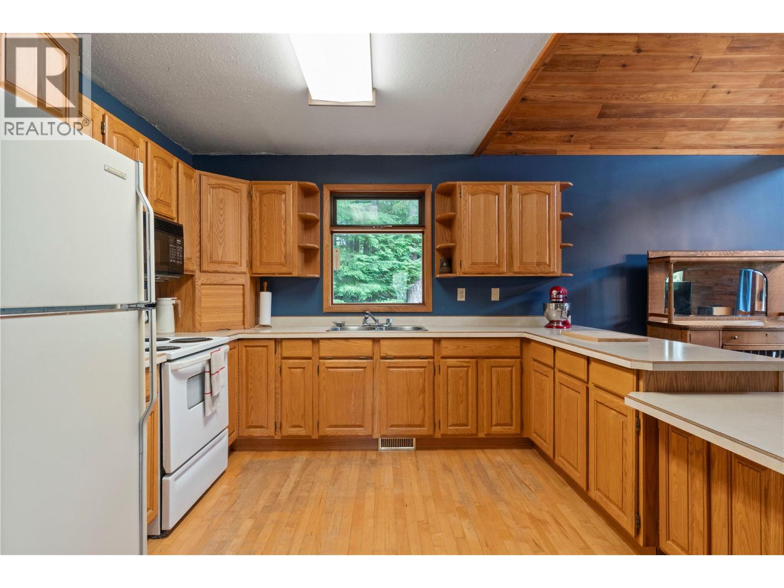 2849 Garland Road, Celista