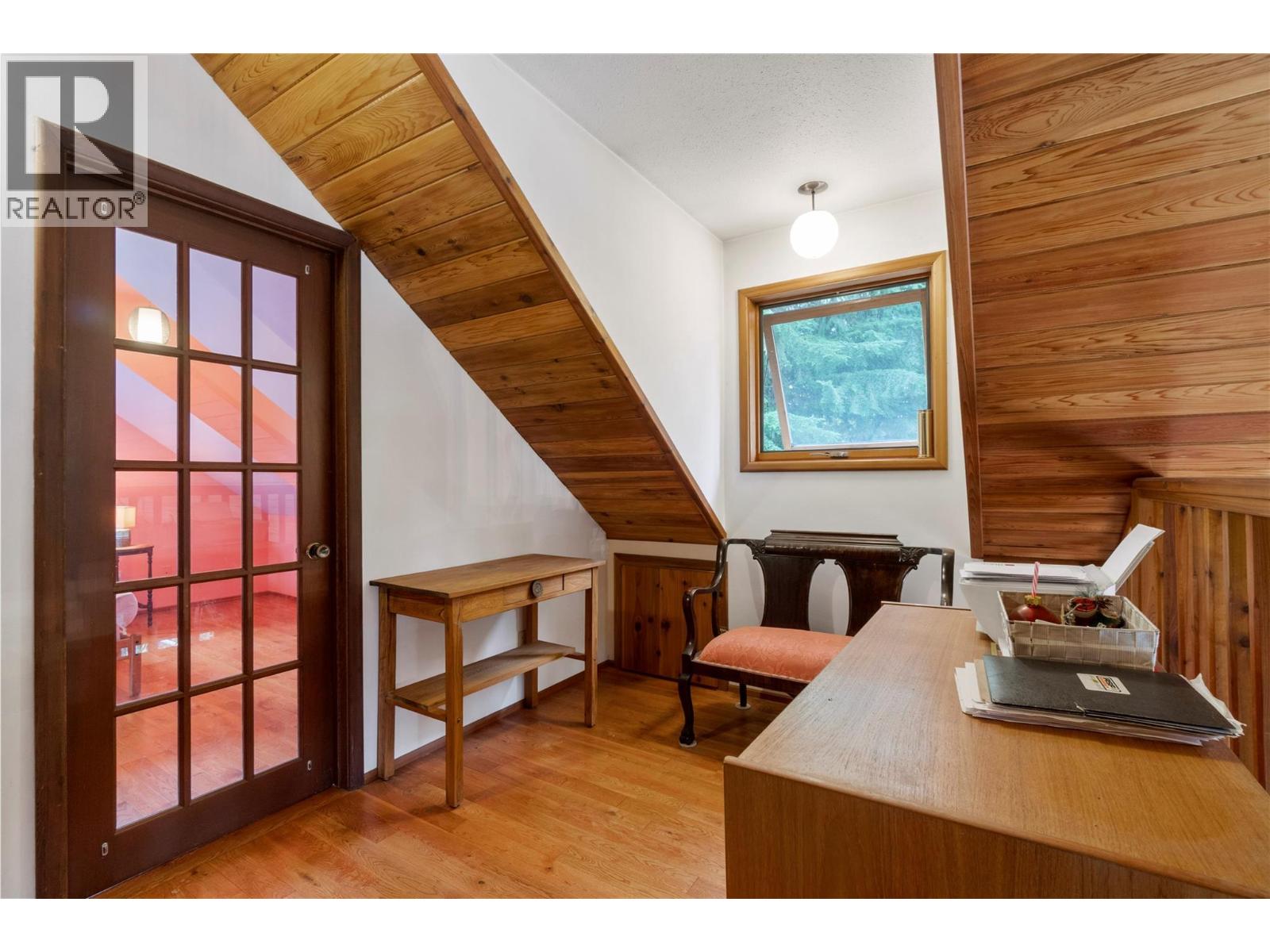 2849 Garland Road, Celista