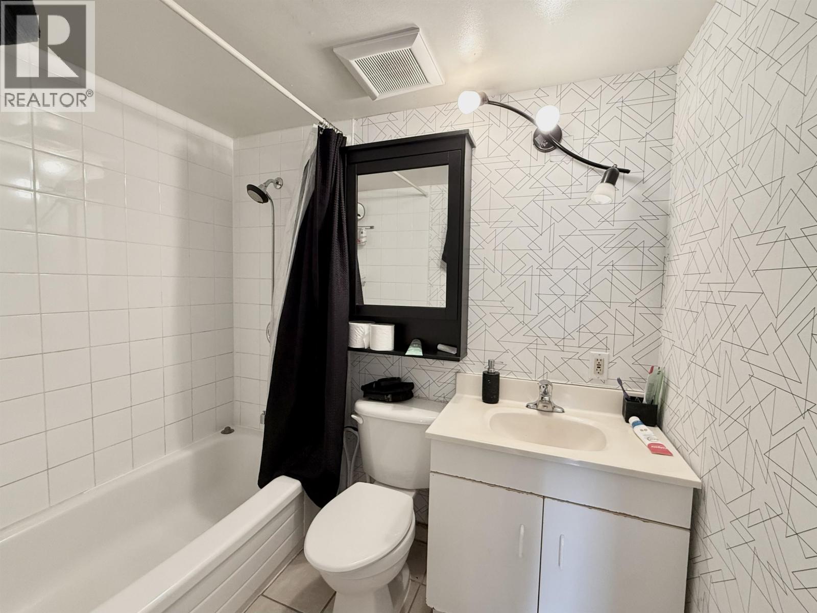 #304-7280 LINDSAY Road, Richmond