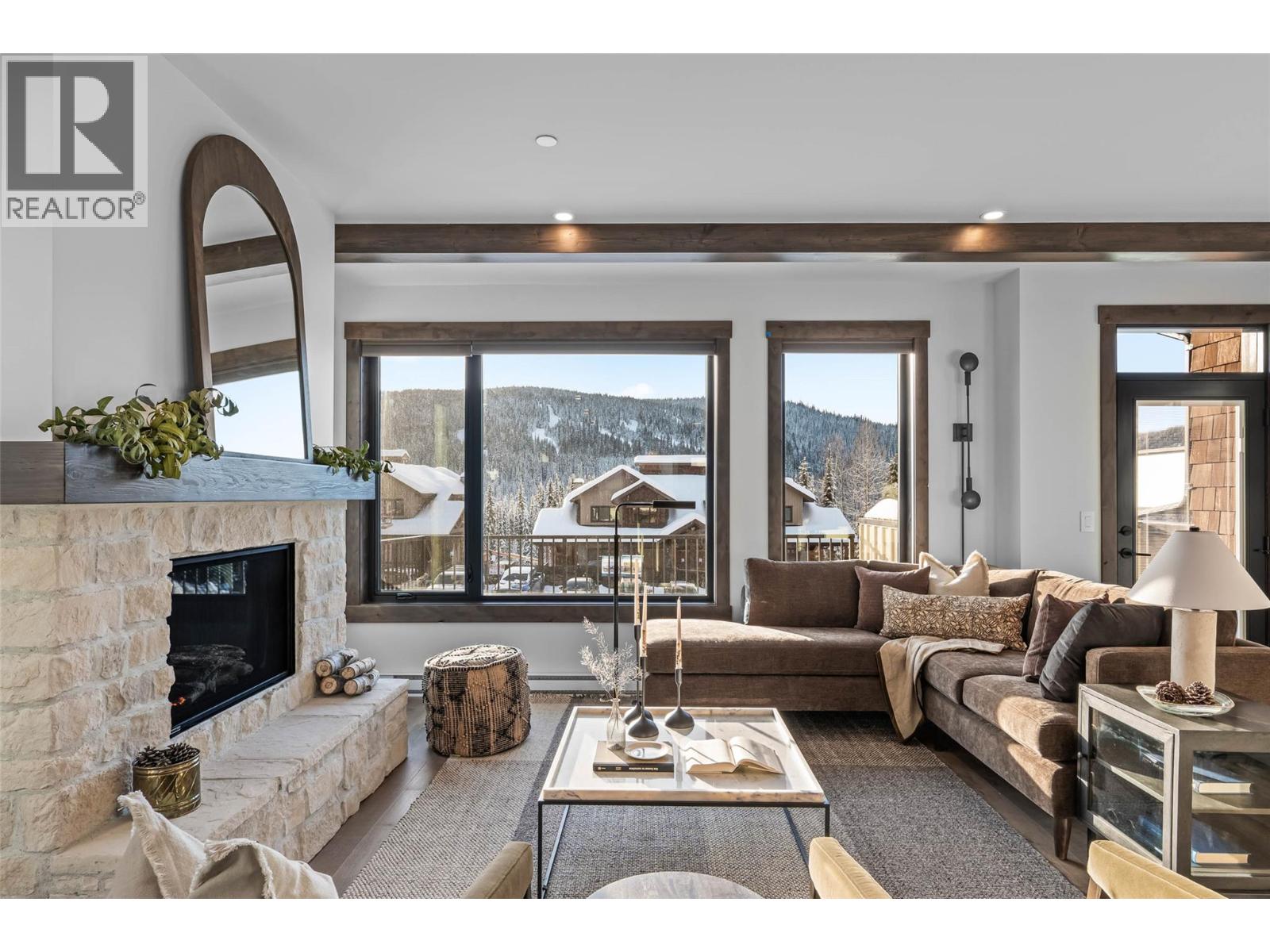 7000 MCGILLIVRAY LAKE Drive Unit# 14, Sun Peaks
