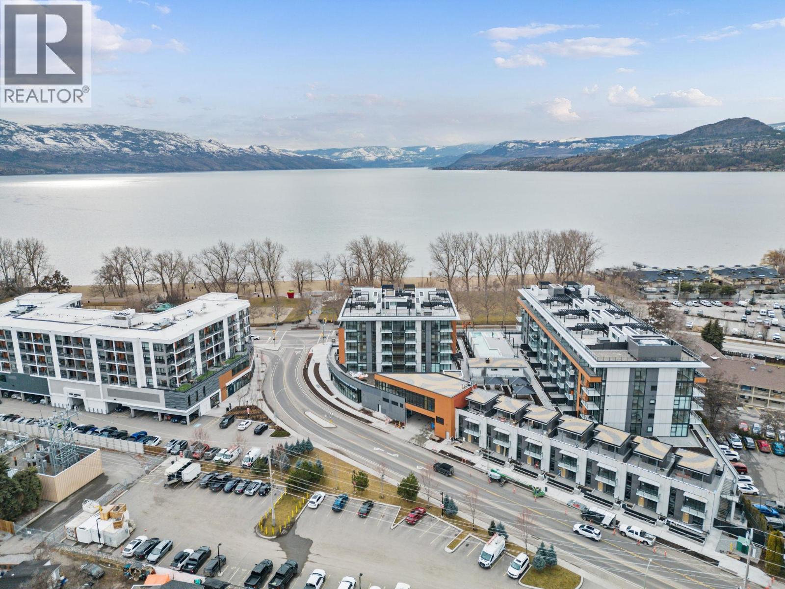 209 3409 Lakeshore Road, Kelowna