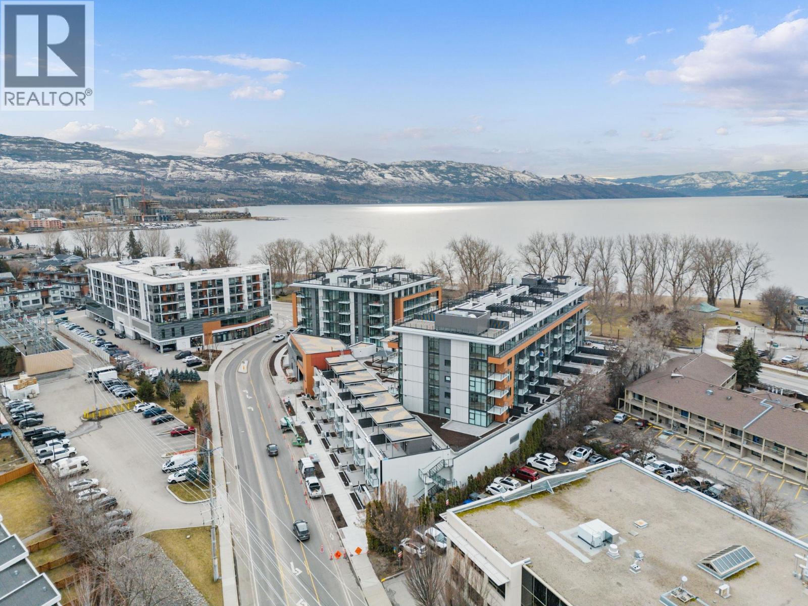 209 3409 Lakeshore Road, Kelowna