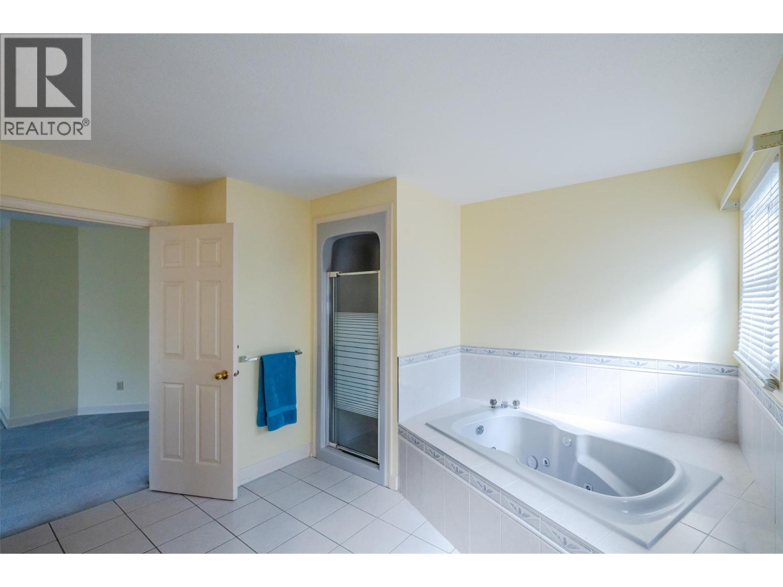  12021 JONES FLAT Road, Summerland